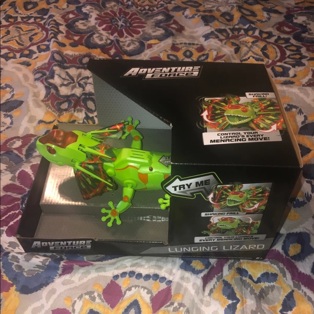 Adventure Force Infrared Lunging Lizard